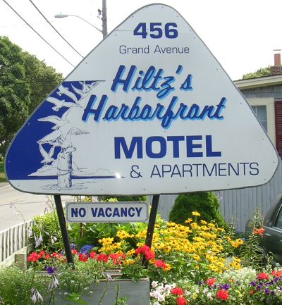 Hiltz's Harborfront Motel & Apartments